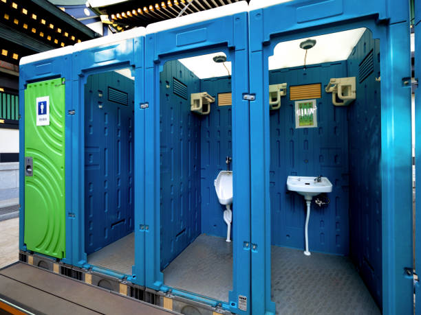 Best Porta potty rental near me  in Maan, ND